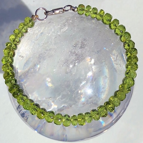 “Ganja Green” Authentic Peridot Gemstone Bracelet! - Picture 2 of 5